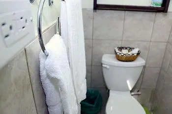 Inna Citi Place Bed And Breakfast Port of Spain
